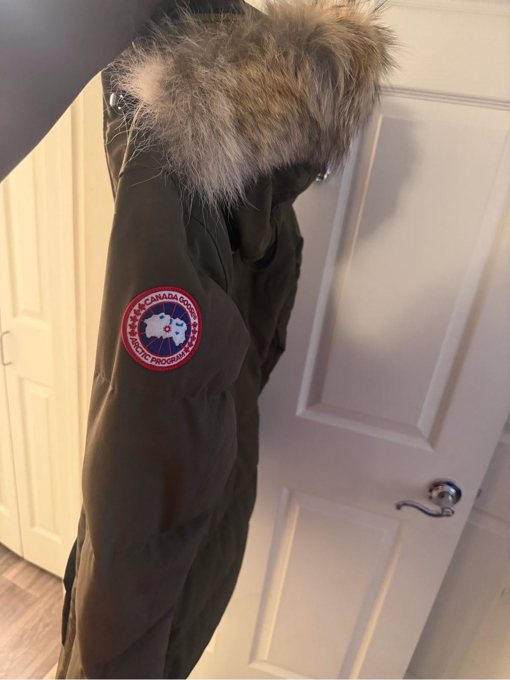 Canada Goose Military Green Puffer Jacket - Picture 3 of 8